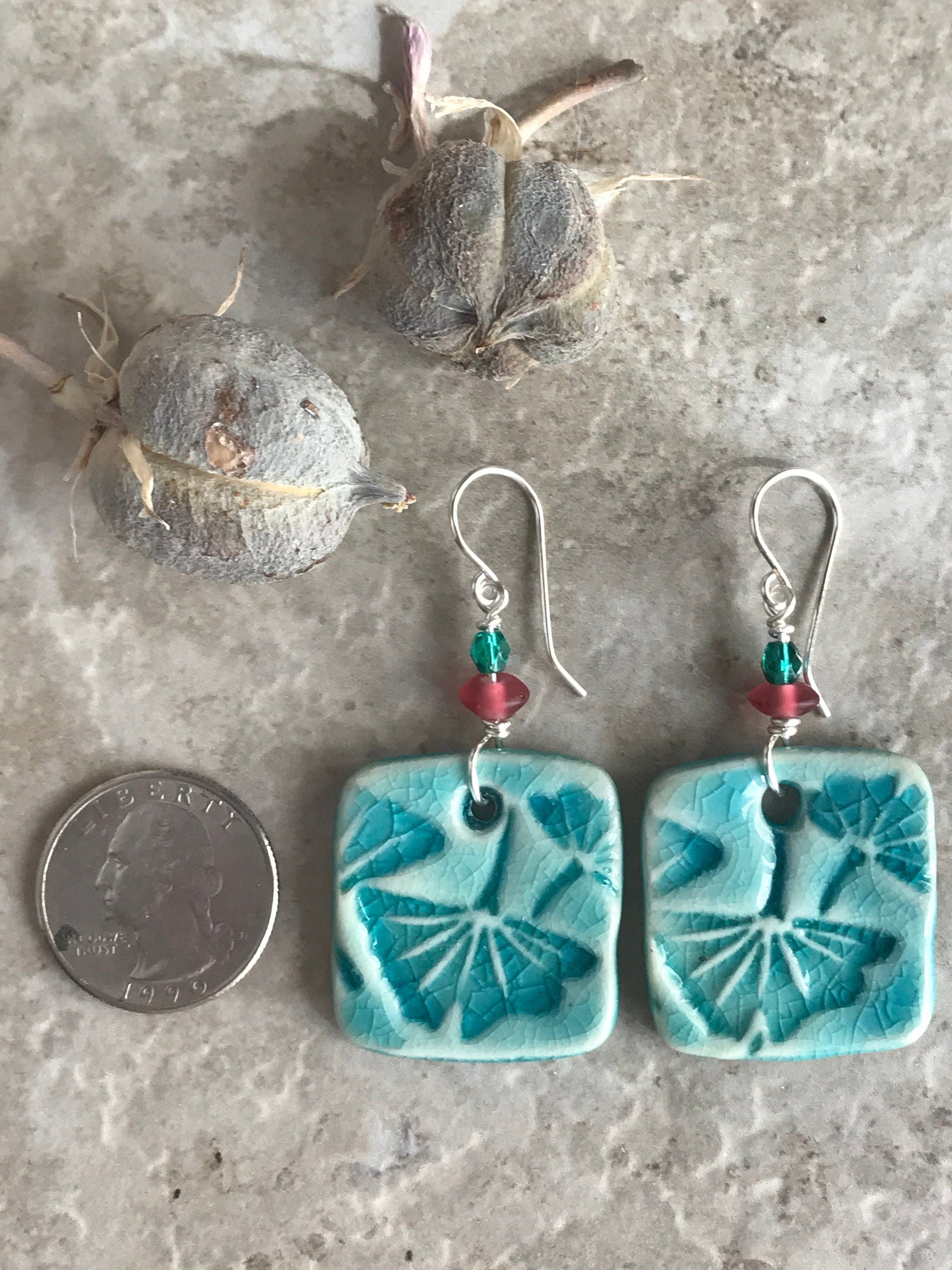 Gingko Crackle Square Earrings, Handmade Earrings with Glass Beads