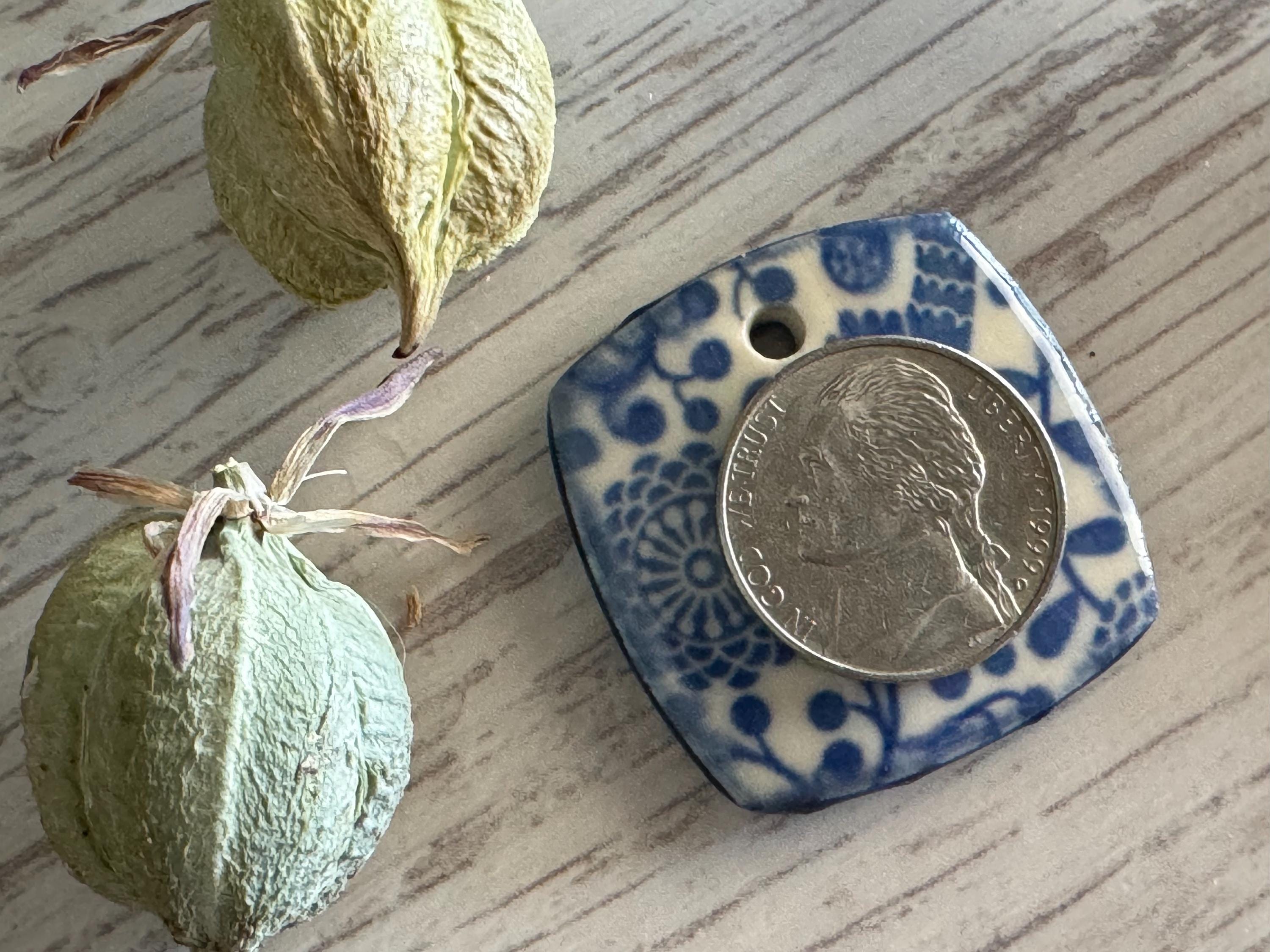 Scandinavian Bird Pendant and Charm, Blue and White Pendant, Obtuse Square, Porcelain Ceramic Pendant, Jewelry Making Components