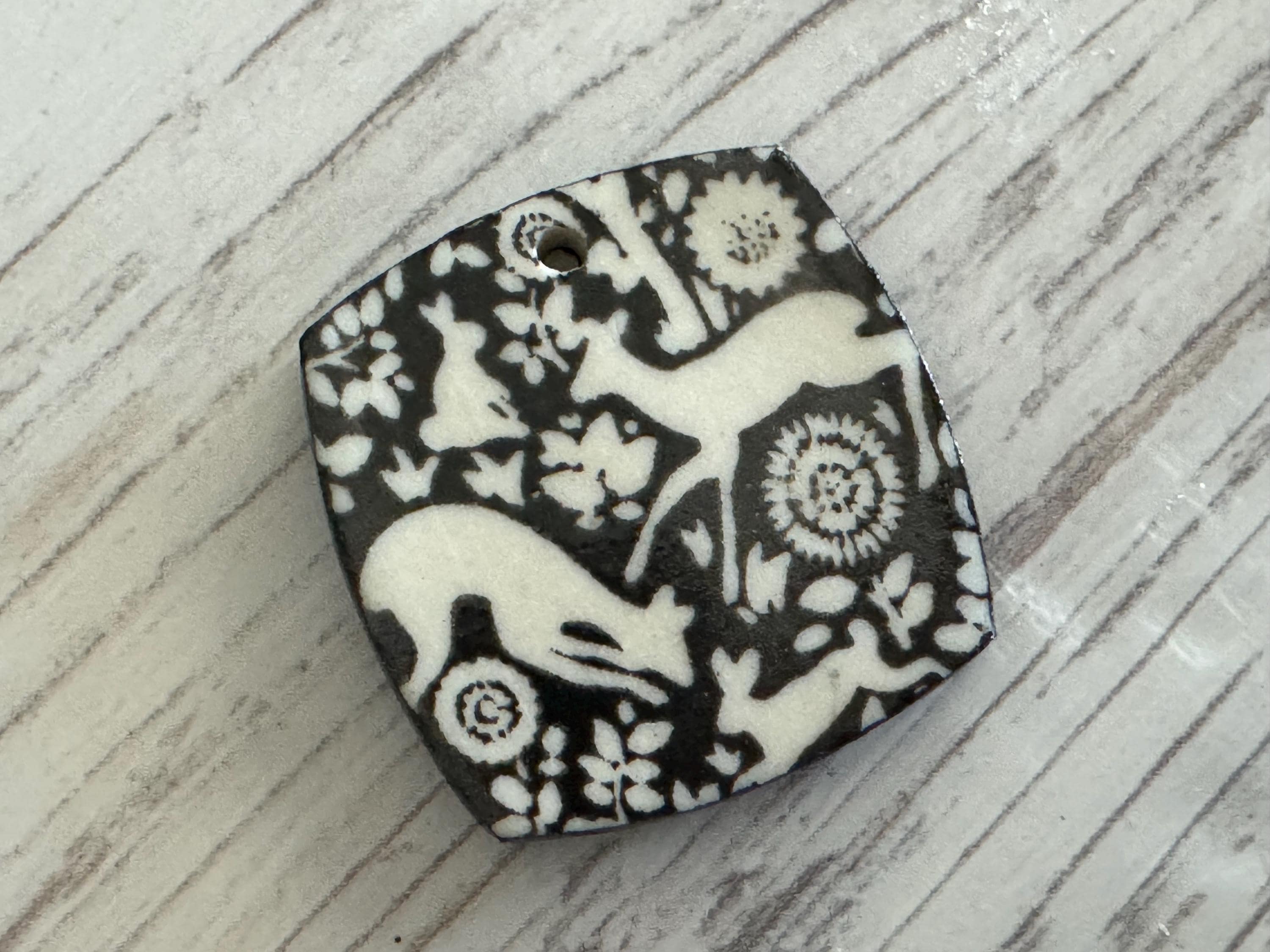 Black and White Deer Animals Bead, Rabbit Pendant, Squirrel jewelry, Porcelain Ceramic Pendant, Jewelry Making Components