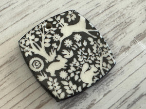 Black and White Deer Animals Bead, Rabbit Pendant, Squirrel jewelry, Porcelain Ceramic Pendant, Jewelry Making Components