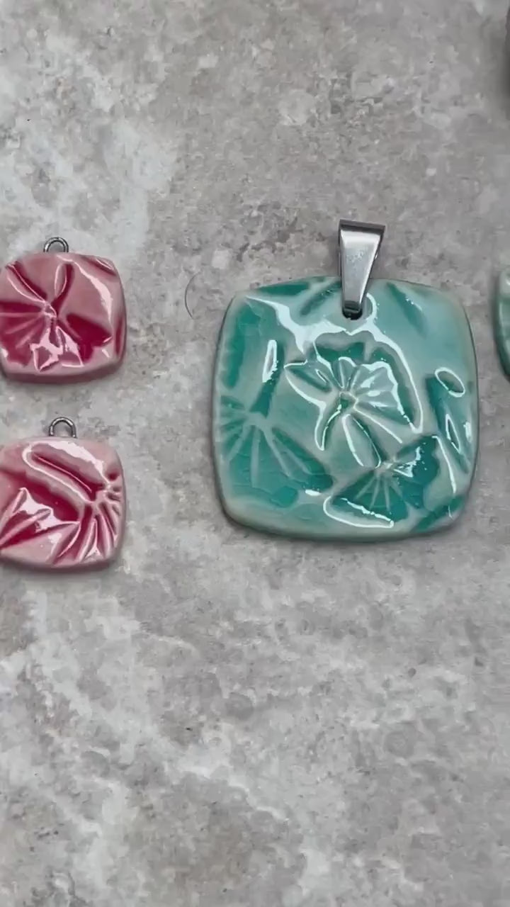 Turquoise Ginkgo Bead, Ginkgo Pendant, Plant Lover, Bead Set, Ginkgo Jewelry, Porcelain Ceramic Pendant, Jewelry Making Components