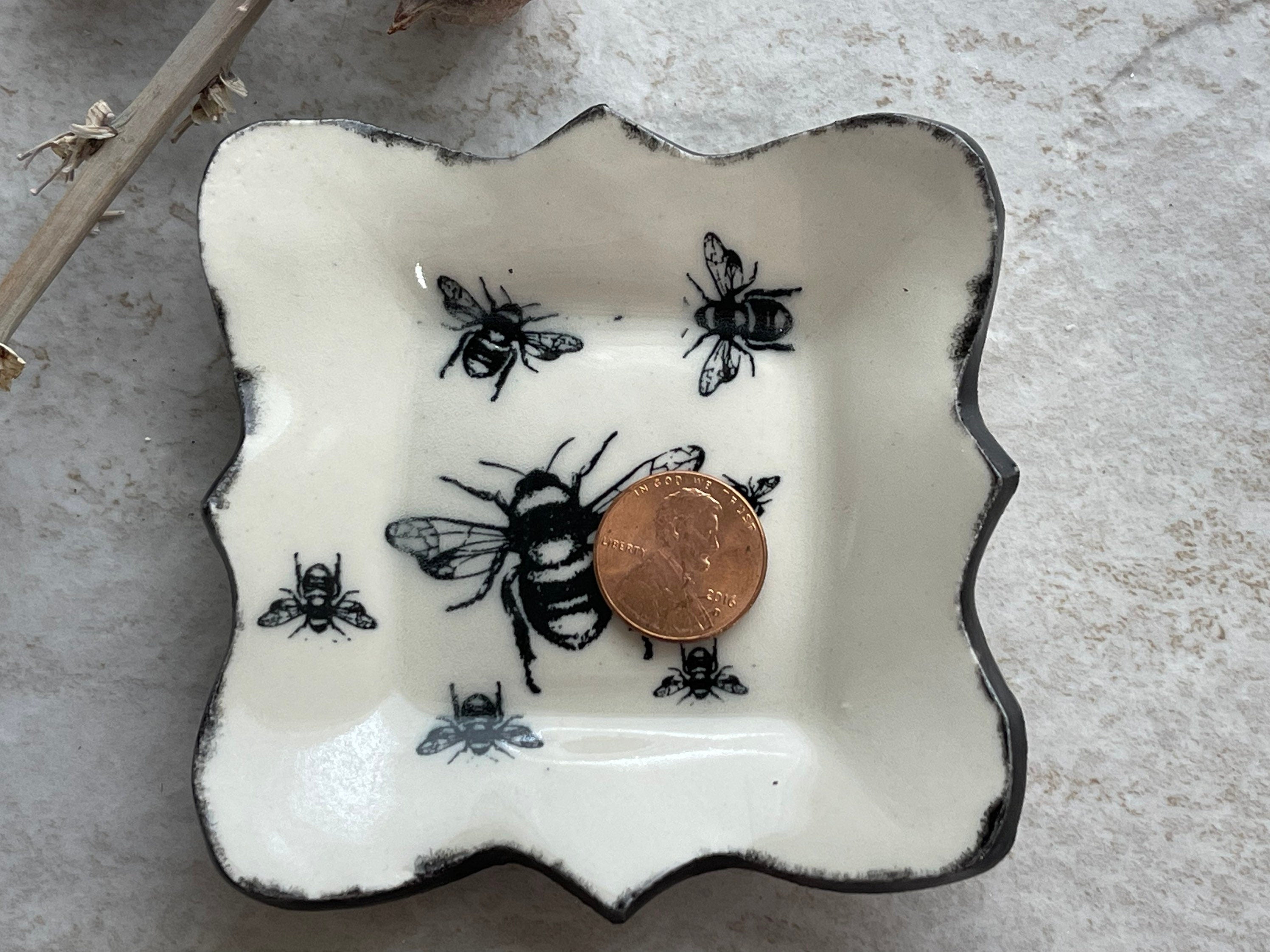 Bee Ring Dish, Bumblebee Trinket Tray, Porcelain Tray, Honeybee Jewelry Storage, Mother's Day Gift